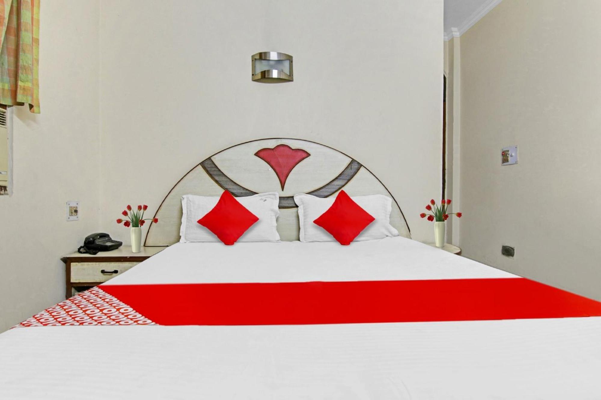 Hotel O Rak International Yeni Delhi Dış mekan fotoğraf